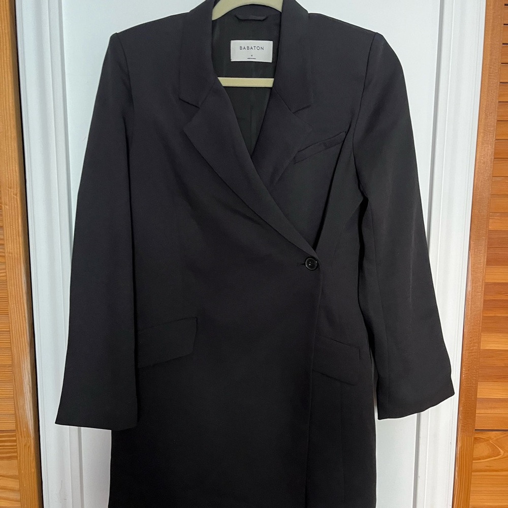 Babaton Black Blazer with Tailored Sophistication